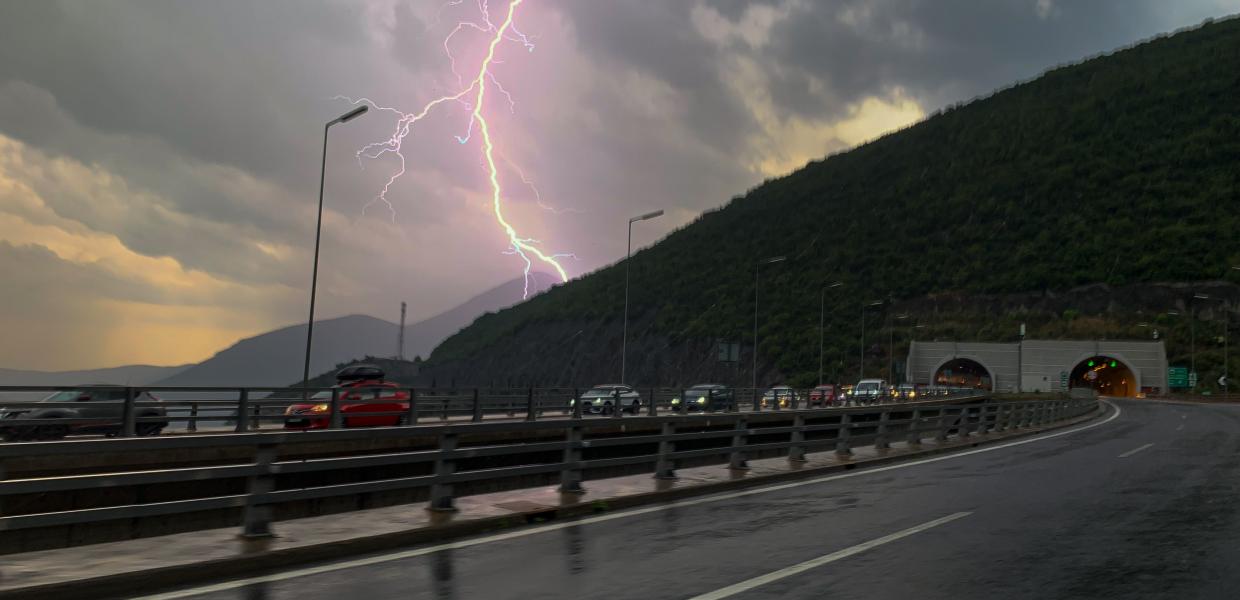 Μπουρίνια και χαλάζι φέρνει η κακοκαιρία εξπρές – Ποιες περιοχές θα επηρεαστούν