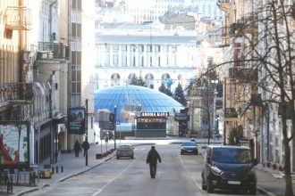 Ινστιτούτο στο Κίεβο: Πάνω από το 43% των Ουκρανών συμφωνεί με πιθανές διαπραγματεύσεις με τη Ρωσία, το 35% είναι αντίθετο