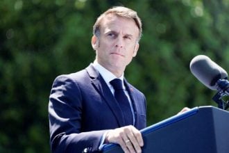 Μακρόν: Η Ρωσία να μην υπολογίζει σε «ευρωπαϊκή κόπωση» για τον πόλεμο στην Ουκρανία