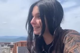 Αρκούδα κατασπάραξε 19χρονη