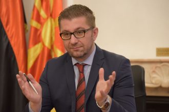 Χρίστιαν Μίτσκοσκι: Η Ελλάδα κωλυσιεργεί και δεν εφαρμόζει τη Συμφωνία των Πρεσπών