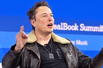 Μάσκ κατά Ευρωπαϊκής Επιτροπής: Μας πρότειναν να λογοκρίνουμε το Twitter για να μην βάλουν πρόστιμο