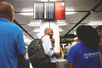 Άγνωστο πότε θα αποκατασταθούν πλήρως οι υπηρεσίες, ίσως πάρει και μέρες - Τι προκάλεσε το παγκόσμιο black out στη Microsoft