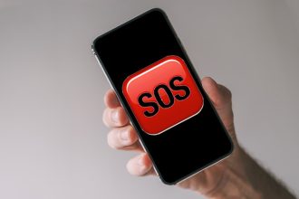 Συνελήφθη 47χρονη για ενδοοικογενειακή βία - Κουμπί πανικού ζήτησε ο σύζυγος της