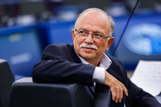 Ο Δημήτρης Παπαδημούλης αποχωρεί από την ενεργό πολιτική