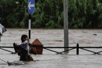 Νεπάλ: Έντεκα νεκροί και οκτώ αγνοούμενοι από κατολισθήσεις λόγω ισχυρών βροχοπτώσεων