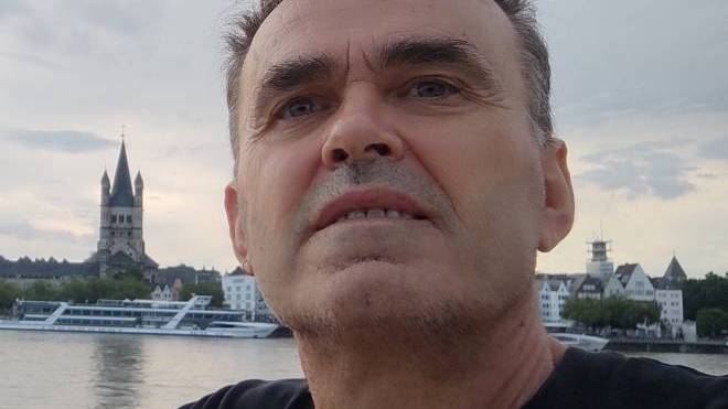 Η Φύση του Έρωτα - Το διάτρητο τσόφλι της ρουτίνας