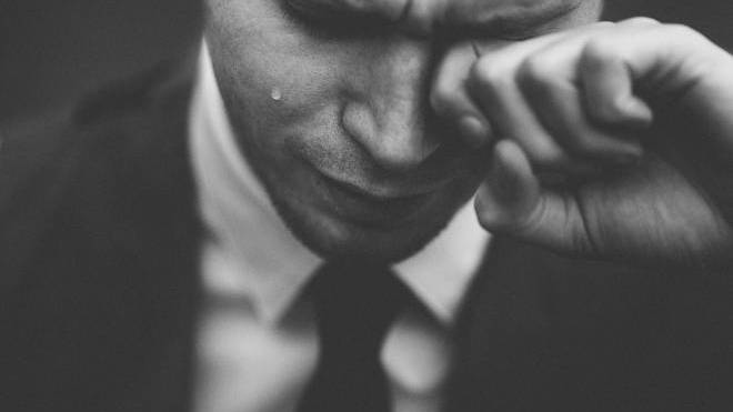 Ενδοοικογενειακή βία: Άνδρας πάτησε το Panic Button, συνελήφθη η σύντροφός του