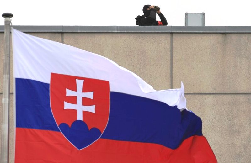 Σλοβακία: Τίθεται σε ισχύ ο νόμος “Lex atentat” - Απαγορεύσεις δημοσίων συγκεντρώσεων με στόχο την ασφάλεια των πολιτών