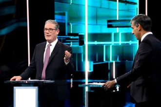 Βρετανία: Στις κάλπες αύριο με τις δημοσκοπήσεις να δείχνουν θρίαμβο των Εργατικών και ιστορική ήττα των Συντηρητικών