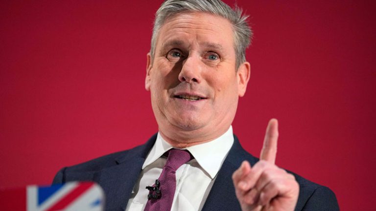 Κιρ Στάρμερ: «Μίλησαν οι άνθρωποι σε όλη τη χώρα, η αλλαγή αρχίζει ακριβώς εδώ»