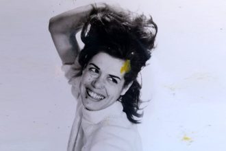 Πέθανε η δημοσιογράφος Αθανασία Συγγελάκη – Το «αντίο» του γιου της Θεόδωρου