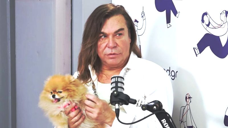 Τρύφωνας Σαμαράς: Άργησα να βρεθώ ερωτικά με άντρα, το έκανα μετά τα 20 γιατί μέσα μου έλεγα «όχι, είμαι αγόρι»