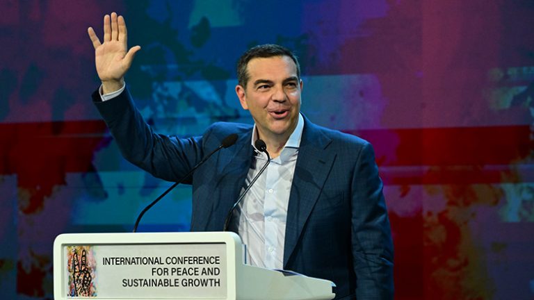Τσίπρας: Το γαλλικό μάθημα αφορά όλη την Ευρώπη και την Ελλάδα