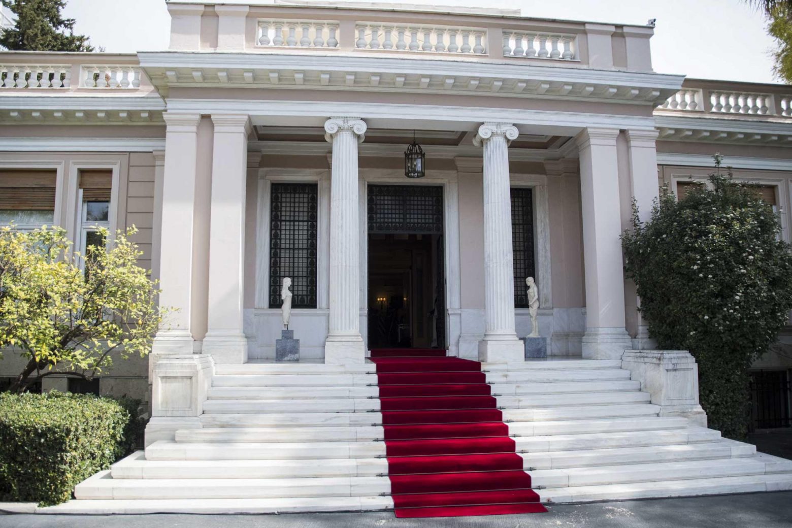 Κυβερνητικά πυρά σε Κασσελάκη – «Για τα μάτια του κόσμου η διαγραφή Πολάκη»