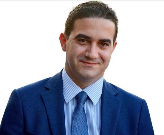 Μιχάλης Κατρίνης: «Ο ρόλος του Προέδρου του ΠΑΣΟΚ δεν είναι μια part time απασχόληση ούτε παράλληλος ρόλος»