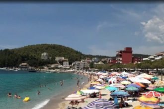 Κερδίζει έδαφος ο τουρισμός στην Αλβανία- Χειμάρρα και Άγιο Σαράντα δημοφιλείς προορισμοί διακοπών