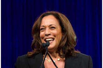 Υποψήφια πρόεδρος των ΗΠΑ η Κάμαλα Χάρις - Πήρε το χρίσμα των Δημοκρατικών