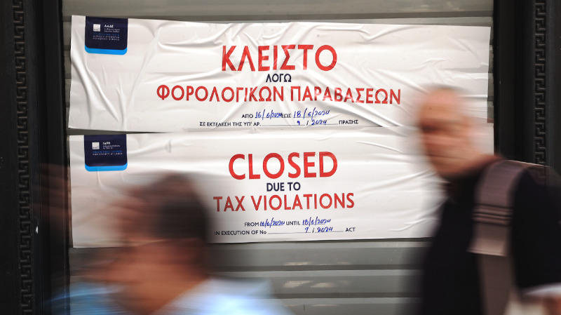 Μπαράζ λουκέτων και πρόστιμα άνω του 1 εκατ. ευρώ για φοροδιαφυγή - Πάνω από 48.000 επιτόπιοι έλεγχοι από την ΑΑΔΕ