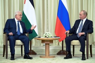 Συνάντηση Πούτιν - Αμπάς στη Μόσχα: Η Ρωσία υπέρ της δημιουργίας παλαιστινιακού κράτους