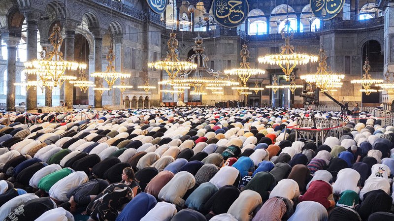 Το ‘πε και το ‘κανε ο Ερντογάν, τελέστηκε μνημόσυνο στην Αγία Σοφία για τον Ισμαήλ Χανίγια!