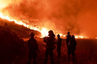 Megafire η πυρκαγιά της βορειοανατολικής Αττικής - Έχουν καεί πάνω από 100.000 στρέμματα