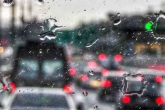 Καιρός: Καταιγίδα και στην Αττική – Έντονα φαινόμενα και στην Εύβοια