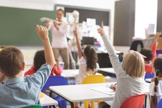 Ολοήμερο Σχολείο: Οι αλλαγές στο ωράριο αποχώρησης