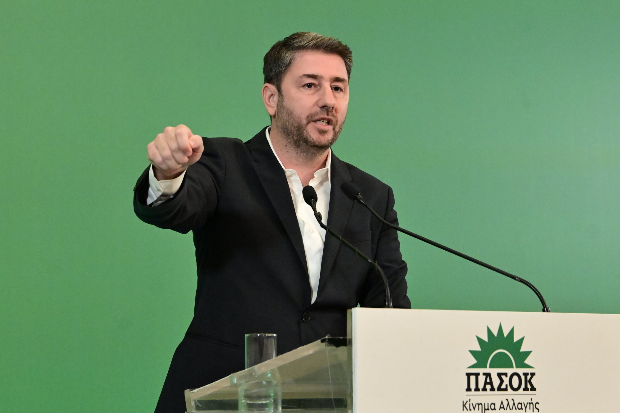 Ανδρουλάκης: Τροχονόμος ισχυρών οικονομικών συμφερόντων η κυβέρνηση