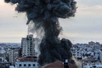 Ένας νεκρός και δύο τραυματίες δημοσιογράφοι στη Λωρίδα της Γάζας από πυρά του ισραηλινού στρατού