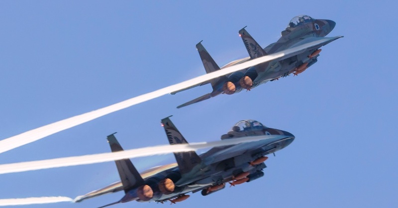 Πόλεμος νεύρων στη Μέση Ανατολή: Ισραηλινά μαχητικά έσπασαν το φράγμα του ήχου στη Βηρυτό για τρίτη φορά σε λίγες μέρες