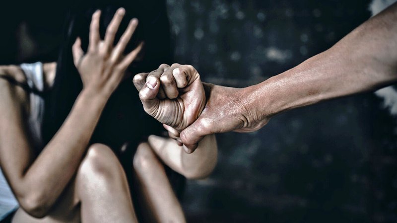 Άγρια σεξουαλική κακοποίηση «έδειξε» το ιατροδικαστικό πόρισμα της 32χρονης στο Διδυμότειχο - Τη χτυπούσε ακόμη και με ξύλο