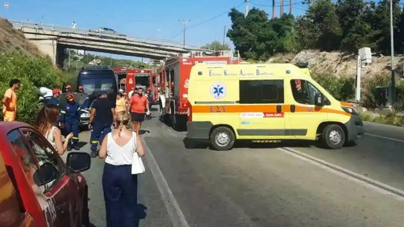 Αγόρια 15, 19 και 20 ετών τα θύματα του φρικτού τροχαίου στα Χανιά - Στην εντατική 22χρονη