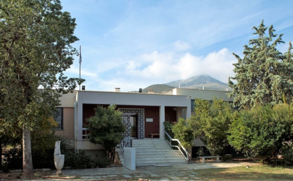 ΥΠΠΟ: Αλώβητος ο αρχαιολογικός χώρος του Διονύσου από την πυρκαγιά στην Αττική