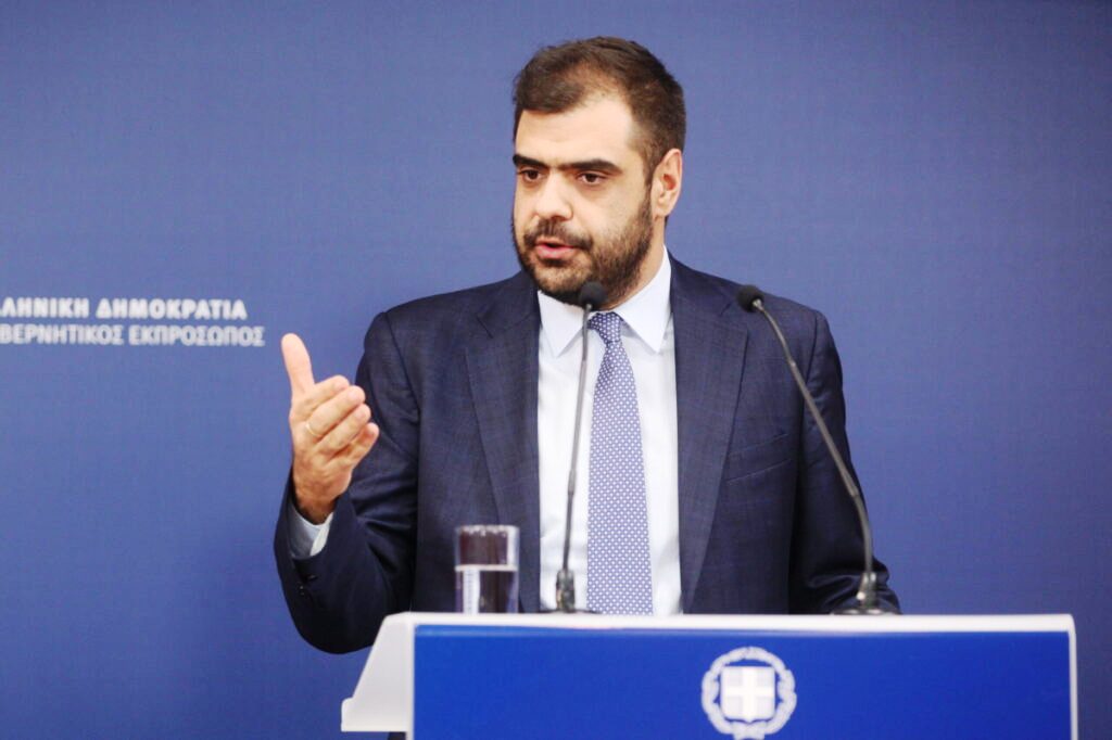 Μαρινάκης για δημοσίευμα σχετικά με αυθαίρετη πισίνα του Κασσελάκη στις Σπέτσες: «Τα μεγάλα λόγια για το κράτος δικαίου βούλιαξαν στο βυθό»