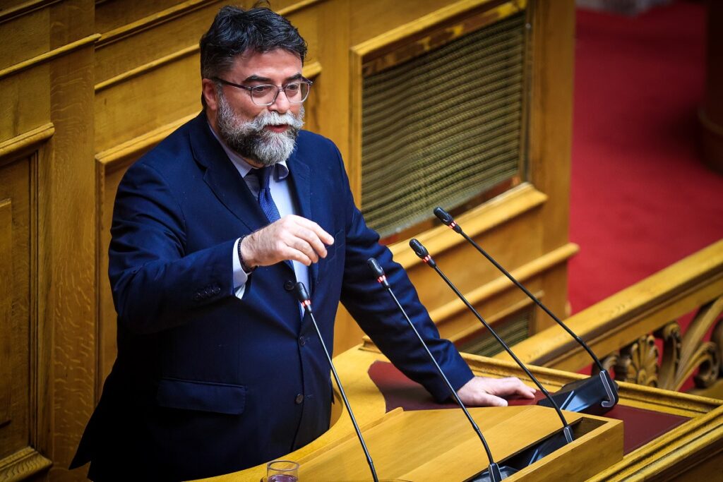 Οικονόμου: Τον Σεπτέμβριο σε δημόσια διαβούλευση ο νέος Κώδικας Οδικής Κυκλοφορίας