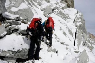 Γαλλία: Oρειβάτης έχασε τη ζωή του στο Λευκό Όρος - Αποκολλήθηκε κομμάτι πάγου