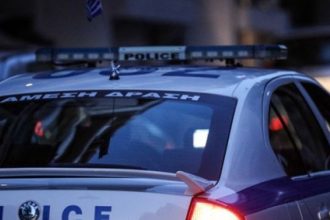 Μεθυσμένος οδηγός πήγαινε ανάποδα σε λεωφόρο και υποβλήθηκε 30 φορές σε αλκοτέστ