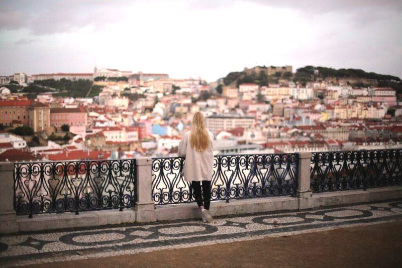 Πορτογαλία: Ο αριθμός των ξένων τουριστών αυξήθηκε κατά 7,5% το πρώτο εξάμηνο