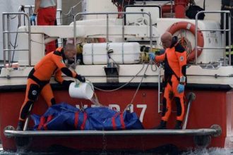Σικελία: Όλα τα σενάρια ανοιχτά λένε οι ιταλικές Αρχές για το ναυάγιο