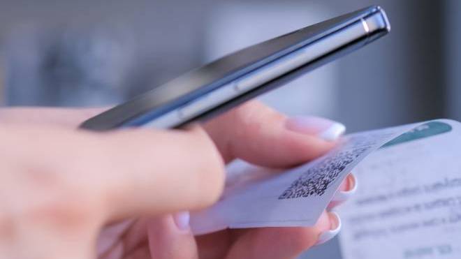 Έρχεται η e-apodixi στο κινητό μας - Τέλος στις αποδείξεις