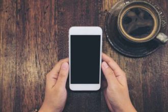 Υποχρεωτική αλλαγή: Πού και γιατί πρέπει οι πολίτες να καταχωρίσουν τον αριθμό του κινητού τους