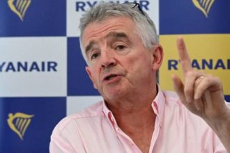 Μπαίνουν στα αεροπλάνα μας πιωμένοι, λέει o CEO της Ryanair - «Δύσκολοι» προορισμοί Ελλάδα και Ίμπιζα