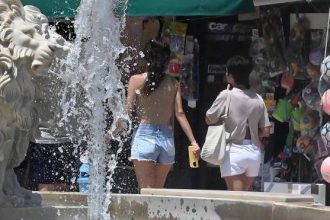 Καιρός: «Επιμένει» η ζέστη και οι ισχυροί άνεμοι των 7 μποφόρ – Που θα φτάσει ο υδράργυρος τους 39 βαθμούς την Δευτέρα