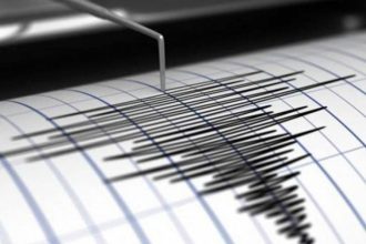 Σεισμός 7,1 Ρίχτερ στην Ιαπωνία - Προειδοποίηση για τσουνάμι