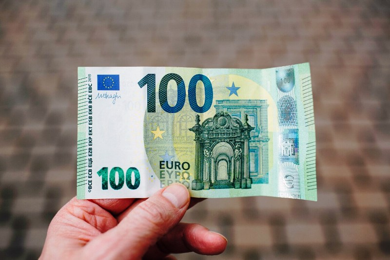 Εβδομάδα πληρωμών η επόμενη για τις συντάξεις - Οι ημερομηνίες ανά ταμείο