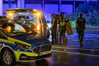 Παραδόθηκε στις Αρχές ο μακελάρης του Ζόλινγκεν - Σκότωσε 3 και τραυμάτισε 5