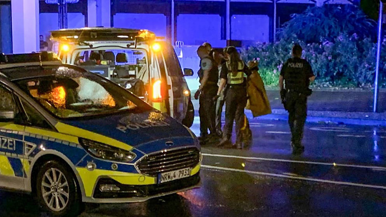 Παραδόθηκε στις Αρχές ο μακελάρης του Ζόλινγκεν - Σκότωσε 3 και τραυμάτισε 5