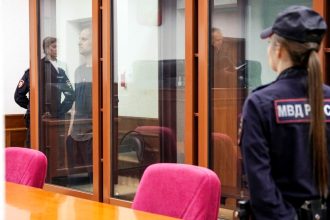 Η Ρωσία απελευθερώνει τον δημοσιογράφο της WSJ Έβαν Γκέρσκοβιτς κι έναν πρώην πεζοναύτη στο πλαίσιο ανταλλαγής