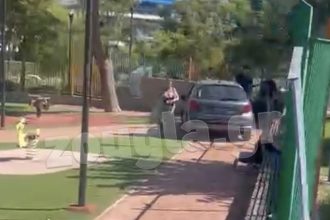 Τρόμος στη Βάρκιζα: Ηλικιωμένη οδηγός μπήκε με το όχημα της μέσα σε παιδική χαρά